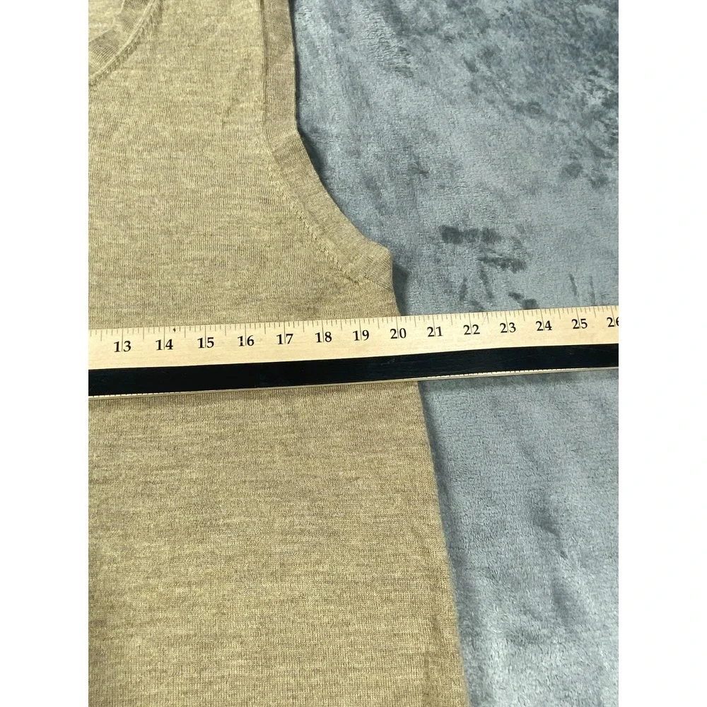 Banana Republic excellent pre